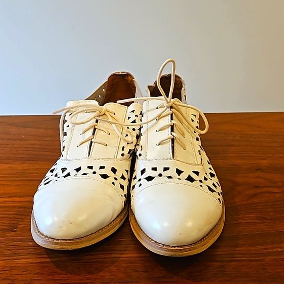 All Black Cream Lace Up Oxfords - Picture 1 of 9